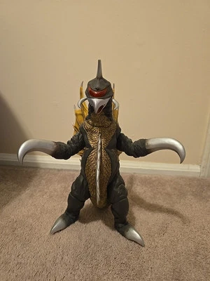 X Plus Gigan 1972 30cm Series - Image 1 of 4