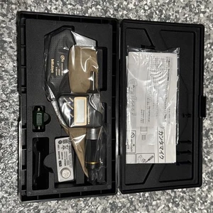Mitutoyo 293-186-30 QuantuMike Digital Micrometer 1-2" x .00005/.001mm, IP65 - Picture 1 of 2