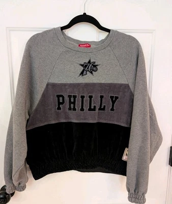 Mitchell & Ness Hardwood Classics Philadelphia 76ers Sweatshirt Women's Sz M - Image 1 of 4