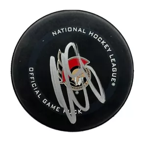 Claude Giroux Ottawa Senators Signed Autographed Official Game Puck - Picture 1 of 2