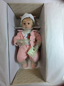 Jay C. Lee Baby Lissy 50cm Vilyl  lim.  on Crown Collection  F26 - Bild 1 von 7