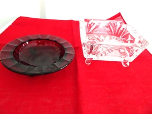 Rubí vintage Rd. Cenicero + Cenicero de cristal de plomo-pies-4" cuadrado/4" de diámetro - Imagen 1 de 7