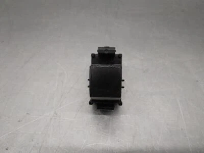 86008A320 4835556 панель управления задним стеклом правая для MITSUBISHI SPACE STAR (A00) - Изображение 1 из 3