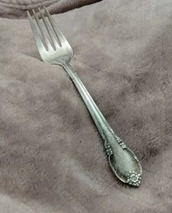 1847 Rogers Bros Remembrance Dinner Fork International Silver IS Or TS Mintmark - Picture 1 of 16