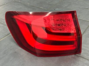 Piloto trasero izquierdo bmw f11 touring vfl luz trasera pared lateral LED 7203233 - Imagen 1 de 18