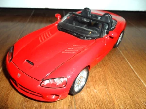 2002 Dodge Viper SRT-10 Convertible Red Maisto 1/24 Scale Model Car - Picture 1 of 12