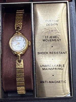 Vintage Waltham Relógio Feminino Tom Dourado Na Caixa NÃO TESTADO - Imagem 1 de 4