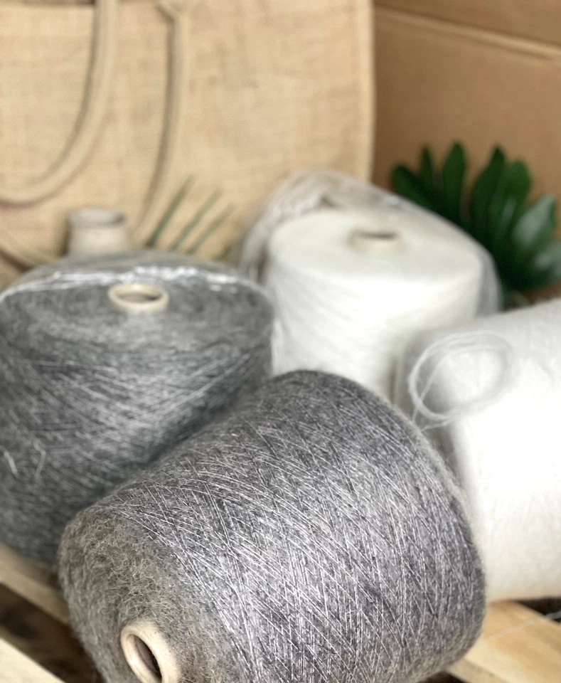 Encaje KID MOHAIR WOL Hilo en Cono para Tejer a Máquina a Mano *SIN ARANCELES DE EE. UU.* Foto 1 de 1