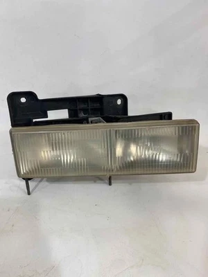 92 93 94 95 96 97 98 99 SUBURBAN 1500 Conjunto de faros lado del conductor izquierdo Foto 1 de 4