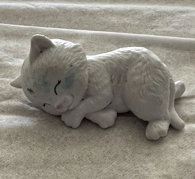 Muñeca Barbie Mattel Mascota Durmiendo Blanco Gatito Gato Accesorio Hamaca Foto 1 de 4