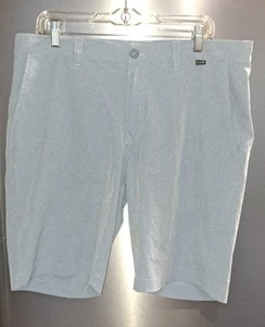 Mens Travis Mathew Bermuda Shorts Heathered Blue Performance Golf Size 36 - Picture 1 of 6