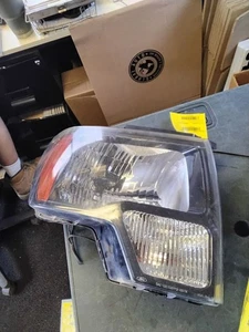 Passenger Headlight Halogen FX2 Fits 2010-2014 FORD F150 PICKUP - Picture 1 of 12
