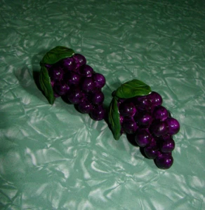 LOT of 2 Vintage Grapes Drawer Pulls Cabinet Handles, 2" Kitchen Wine Cellar - Picture 1 of 5