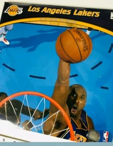 Calendario de equipo 2013 de colección de Los Angeles Lakers Coby Bryant - Imagen 1 de 3
