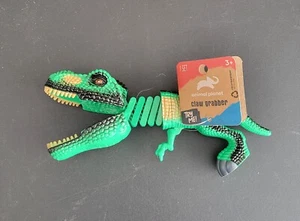 2 Piece Animal Planet Dinosaur Claw Grabber& Frightening Dinosaur Glove Head Set - Picture 1 of 4