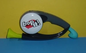 Bop It Handheld Electronic Toy Reflex Game Hasbro - Working - Picture 1 of 2
