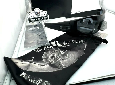 OAKLEY BATWOLF MATTE BLACK W/ GREY POLARIZED SUNGLASSES OO9101-04 AUTHENTIC NEW - Image 1 of 4
