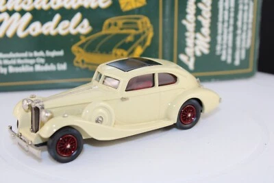 Lansdowne Models LDM.29 1935 Triumph Vitesse Flow-Free  1:43 S - Image 1 of 4