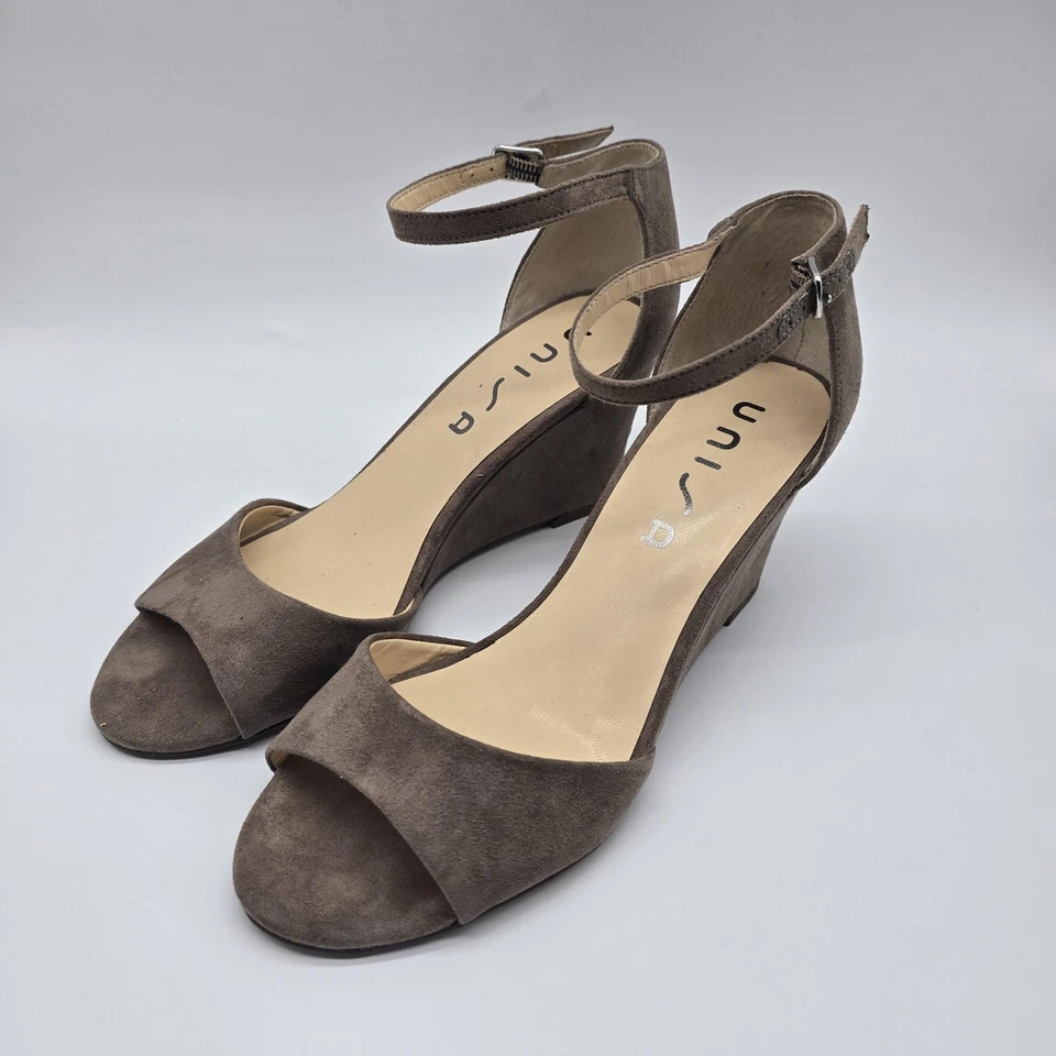 Unisa Shoes Womens Size 8.5 Taupe Suede Wedge Heels Ankle Strap Open Toe Dressy - Image 1 of 4