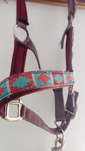 MAROON PATTERNED Headcollar & MATCHING LEADROPE - Picture 1 of 4
