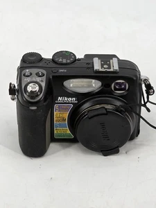Nikon COOLPIX E5400 5.1MP Digitalkamera - Bild 1 von 10