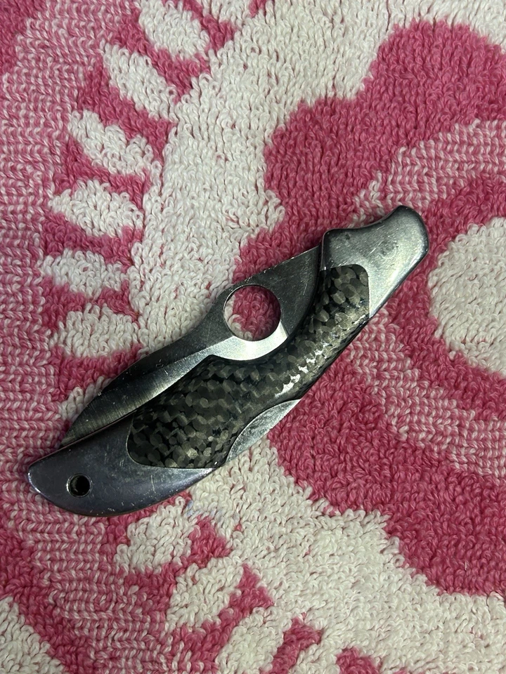 Cuchillo de kiwi de fibra de carbono Spyderco 75P Foto 1 de 4