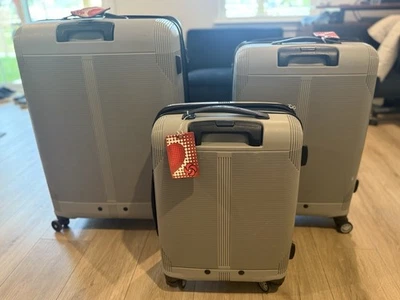 Samsonite Supra DLX Luggage (Set of 3) Grey Color and Spinner TSA Lock - Image 1 of 4
