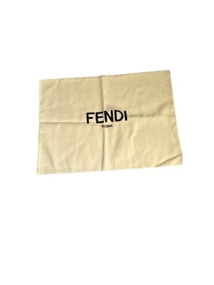 BOLSA ANTIPOLVO FENDI AUTÉNTICA 18" X 13" Foto 1 de 4