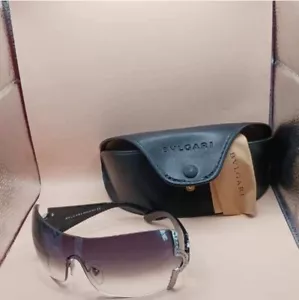 Bvlgari SunglassesCase and cleaning clothgreat used condition - Picture 1 of 6