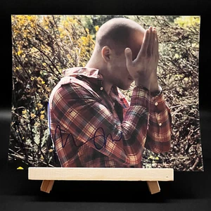 MILOW autografo firmato DI PERSONA 20x25 foto - Foto 1 di 1