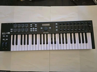 Teclado Controlador Midi Arturia KeyLab Essential 49 PROBADO FUNCIONANDO Foto 1 de 4