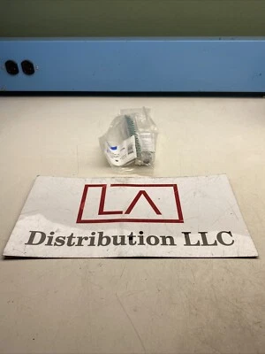 GBK1420 EATON Ground Bar Kit 14 Thermal With 2/0 Lug  - Image 1 of 4