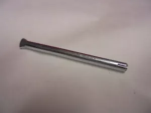 Pin de puerta caja de herramientas Lambretta S3 - Imagen 1 de 2