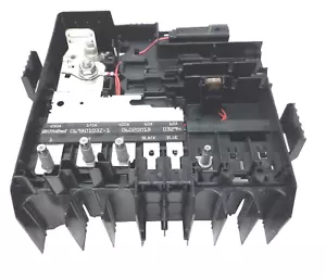 Bloc fusible de distribution de batterie OEM 2019-2023 Chevrolet Suburban Silverado Tahoe - Photo 1/7