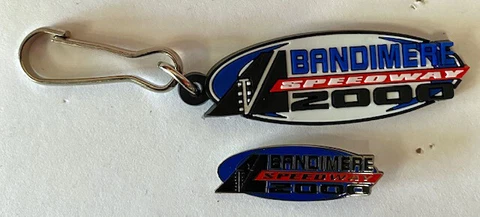 BANDIMERT SPEEDWAY PIN AND PVC KEY CHAIN Cover