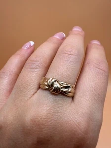 Anillo nudo arco oro amarillo 9ct usado SC257 - Imagen 1 de 17