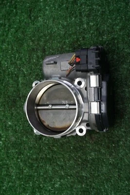 2016 JEEP CHEROKEE 3.2 Throttle Body OEM 05184349AC - Image 1 of 4