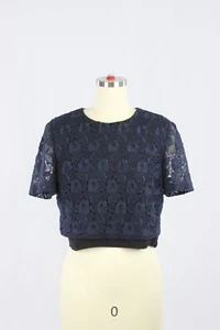 Camiseta Blusa Top ALC Azul Marino Superposición de Encaje Crepé Recortada, Talla 4 - Imagen 1 de 9