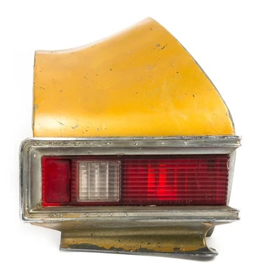 Chevrolet Chevelle 1968 fabricante de equipos originales de fábrica faro delantero derecho cubierta de puerta SAE STDBR 68 Foto 1 de 4