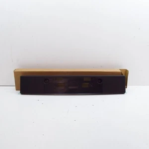 Porta matrícula parachoques delantero Nissan Juke F15 96210BA61B NUEVO GENUINO - Imagen 1 de 8