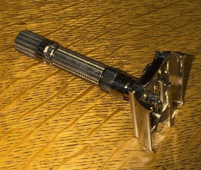 Navaja de seguridad ajustable Gillette 1959 E4 Fatboy Foto 1 de 4