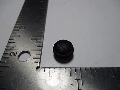 PORSCHE 911 912 914 924 944 TURBO 951 S2 968 Brake CALIPER BLEED SCREW 帽子	 — 第 1/3 张图片