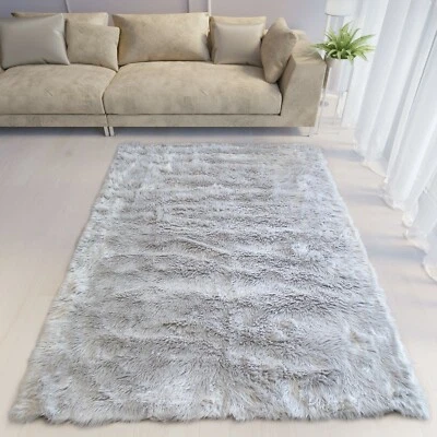 Alfombra RugBerry 6x9 pies imitación piel de oveja alfombra suave mullida peluda gris claro Foto 1 de 4