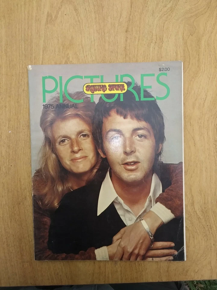 ROLLING STONE MAGAZINE'S 1975 ANNUAL PICTURES OF ROCK STARS - GOOD CONDITION - Image 1 of 1