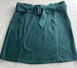 Falda corta Mittoshop para mujer talla mediana verde esmeralda imitación gamuza microfibra G12 - Imagen 1 de 20