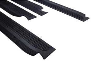 Einstiegsleisten Gummi Schwellerbelag SCHWARZ Set für Mercedes W108 W109 NEU - Picture 1 of 4