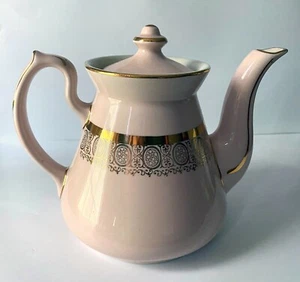 Vintage Hall Signed Teapot Dusty Rose Pink With Gold Accents, 5 Cup, Mid Century - Picture 1 of 6
