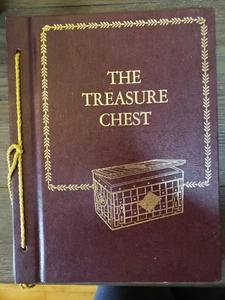 The Treasure Chest Book by Charles L Wallis 1965 Hardcover Inspirational - Picture 1 of 6