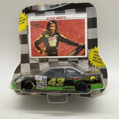 1992 KYLE PETTY #42 Stock Car Racing Champions 1:64 Diecast - Imagem 1 de 4