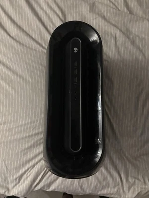 Alienware Aurora R10. 3060 Gpu with A Ryzen 7 5800x 32gb Ram - Image 1 of 4